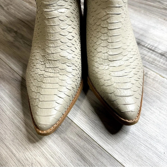 Matisse Caty Ankle Boot - Ivory Snake - Picture 12 of 13